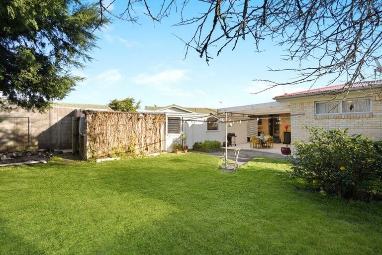 Photo of property in 18 Beech Crescent, Hillcrest, Hamilton, 3216