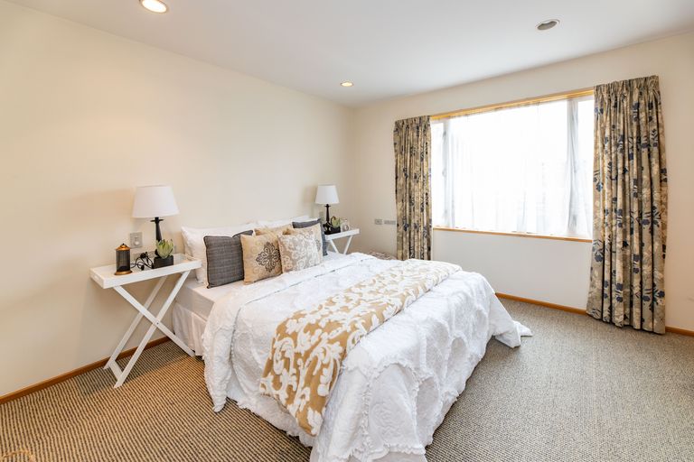 Photo of property in 2/48 Colwyn Street, Bryndwr, Christchurch, 8053