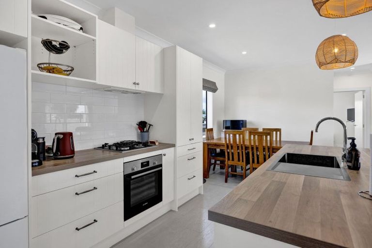 Photo of property in 54a Cloten Road, Stratford, 4332