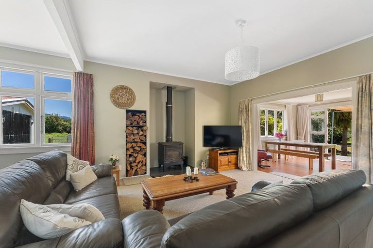 Photo of property in 1406 Queen Charlotte Drive, Linkwater, Picton, 7281