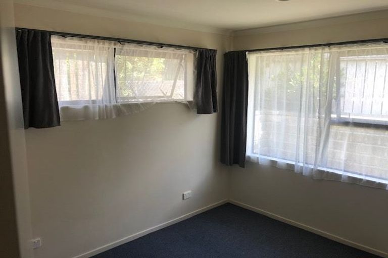 Photo of property in 12 Japonica Drive, Beach Haven, Auckland, 0626