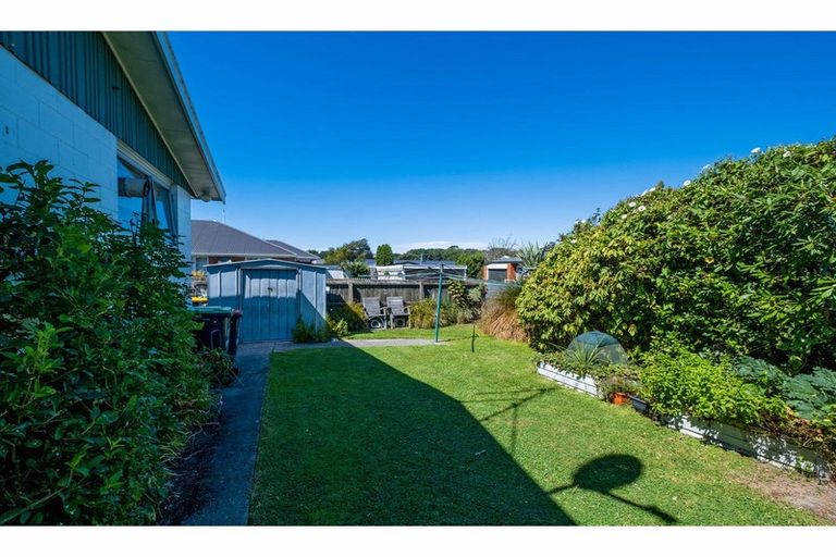 Photo of property in 13 Pringle Street, Waimataitai, Timaru, 7910