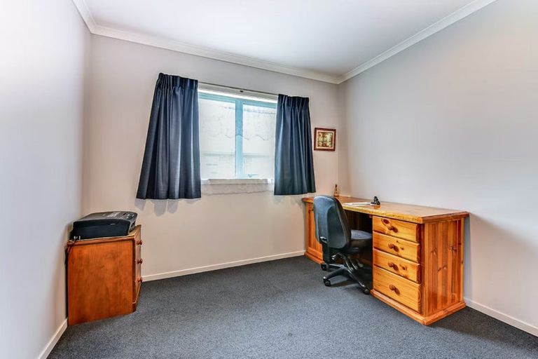 Photo of property in 23 Queens Park Crescent, Frankton, Hamilton, 3204