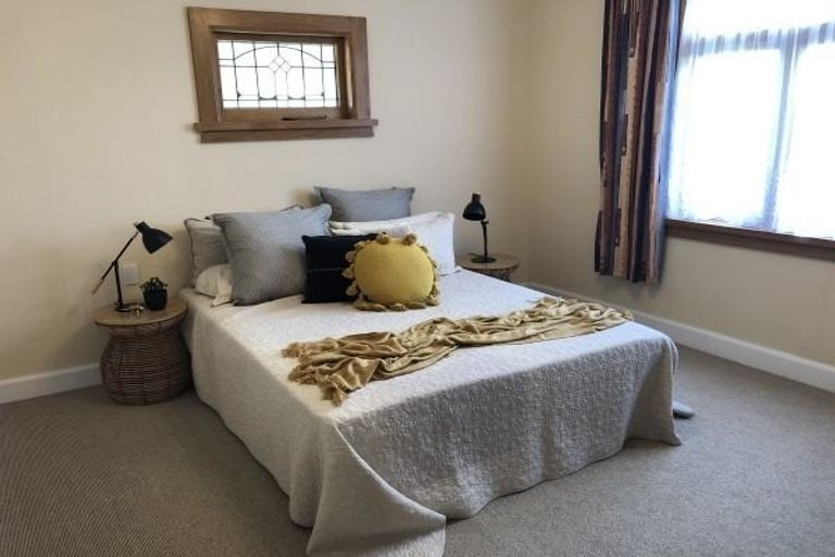 Photo of property in 42 Dahlia Street, Palmerston North, 4410