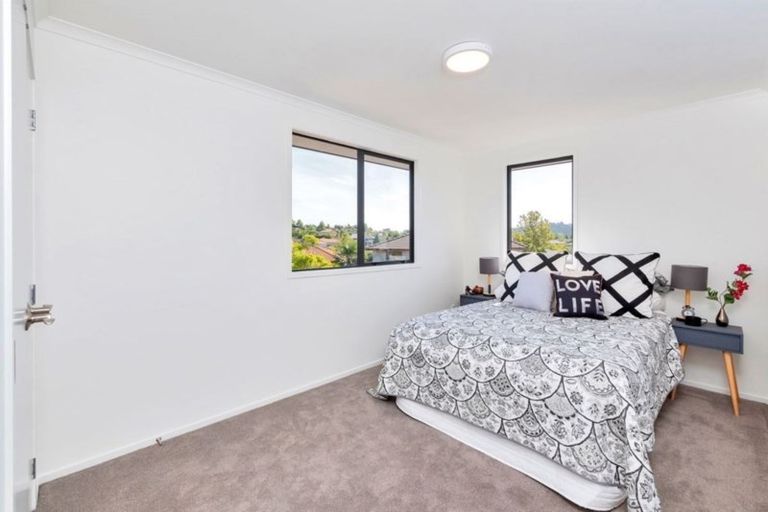 Photo of property in 5 Ashurst Lane, Greenhithe, Auckland, 0632