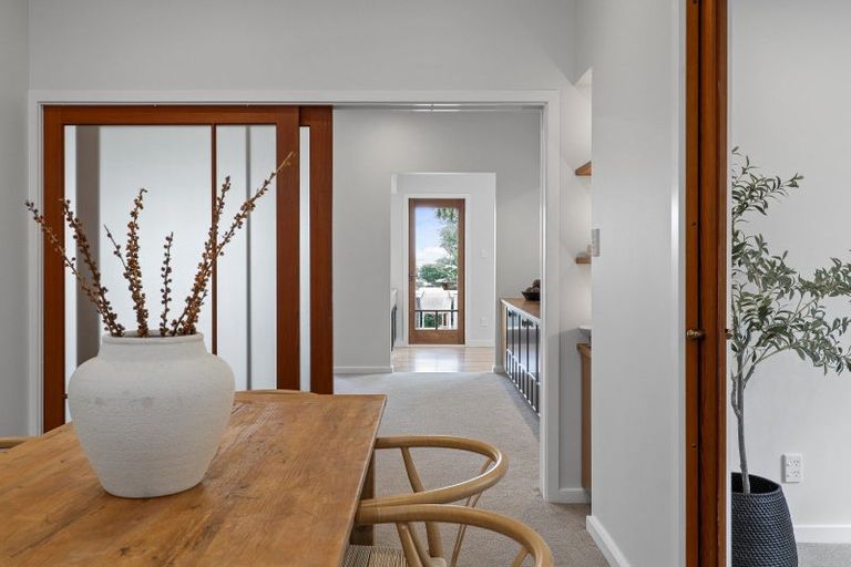 Photo of property in 18 Dyers Pass Road, Cashmere, Christchurch, 8022