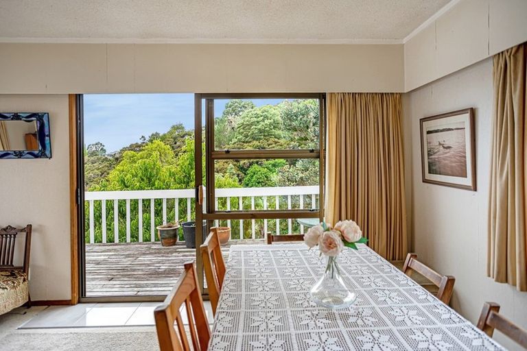 Photo of property in 24 Puketiro Place, Paihia, 0200