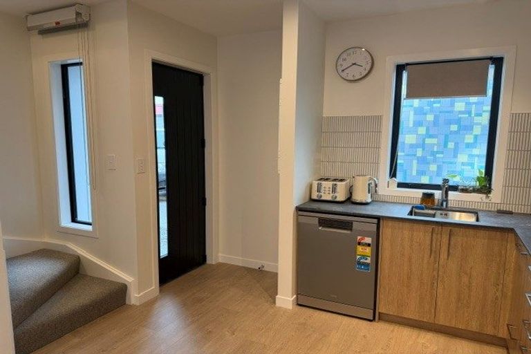 Photo of property in 29/25 Pendarves Street, New Plymouth, 4310