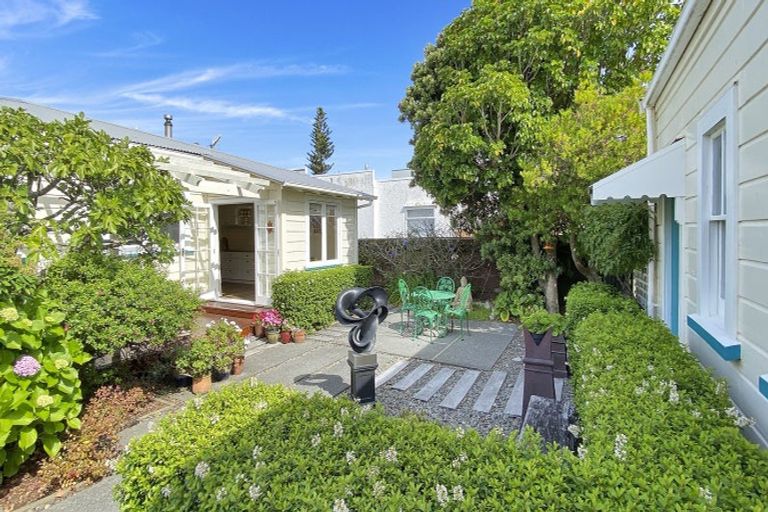 Photo of property in 36 The Esplanade, Westshore, Napier, 4110