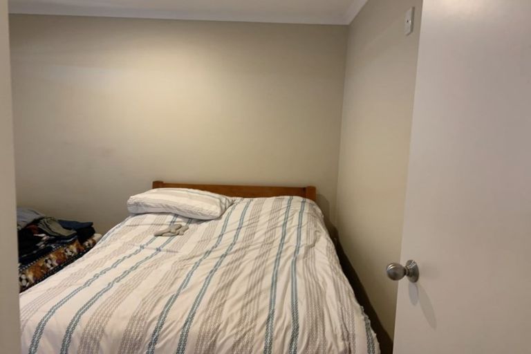 Photo of property in 9 Kalmore Place, Flat Bush, Auckland, 2016