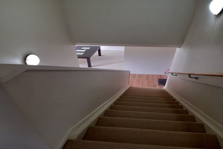 Photo of property in 9/64 Kawaha Point Road, Kawaha Point, Rotorua, 3010