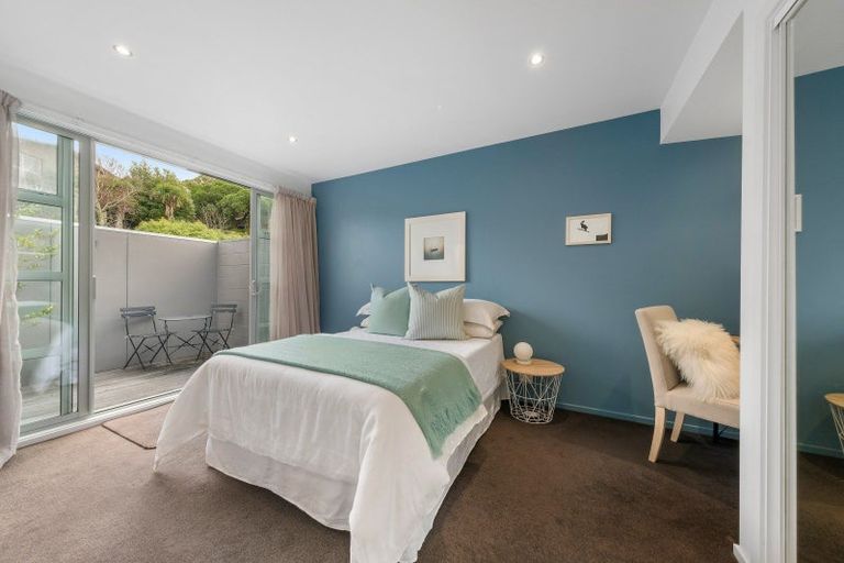 Photo of property in 1/5 Whareora Terrace, Cashmere, Christchurch, 8022
