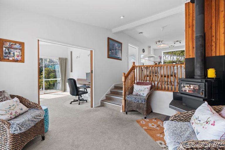 Photo of property in 94 Warren Crescent, Hillmorton, Christchurch, 8025