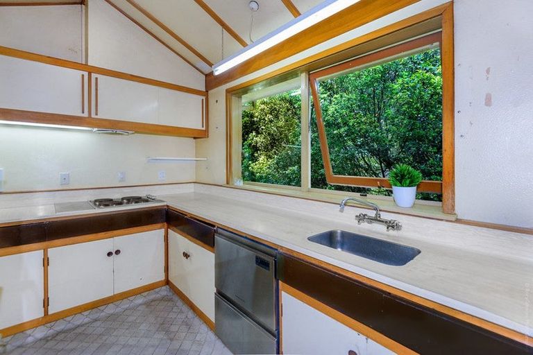 Photo of property in 24 Thorrington Road, Cashmere, Christchurch, 8022