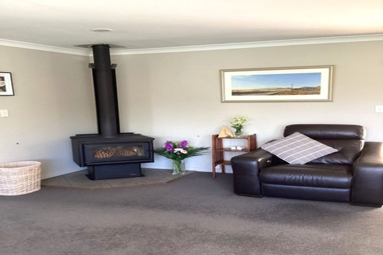 Photo of property in 11 Jordan Avenue, Tinwald, Ashburton, 7700