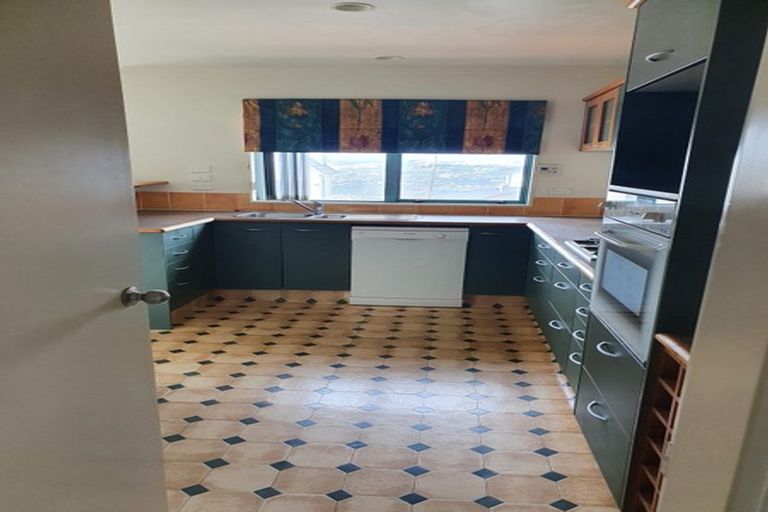 Photo of property in 31a Nalanda Crescent, Broadmeadows, Wellington, 6035