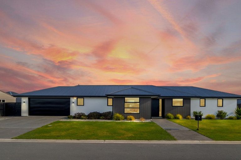 Photo of property in 8 Marvell Lane, Rolleston, 7614