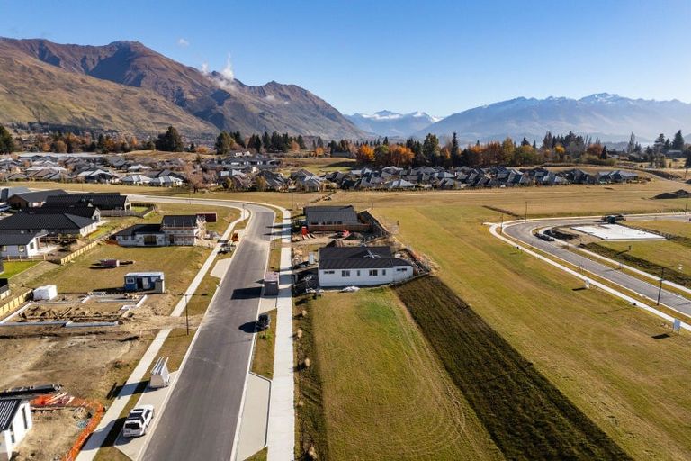 Photo of property in 51 Avalon Station Drive, Wanaka, 9305