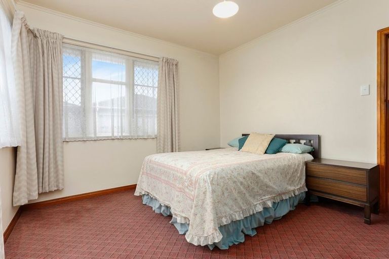 Photo of property in 14a Arawa Street, New Lynn, Auckland, 0600