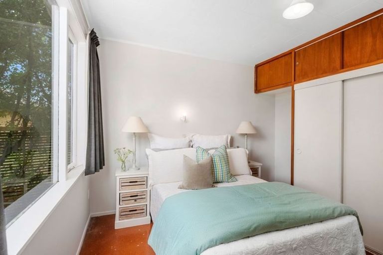 Photo of property in 119 Vaughans Road, Okura, Albany, 0792