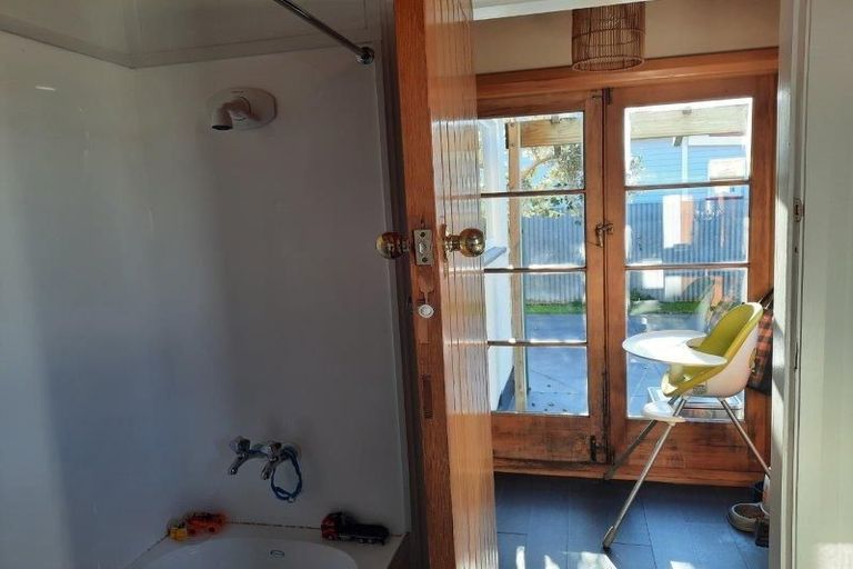 Photo of property in 20 Tilford Street, Woolston, Christchurch, 8062