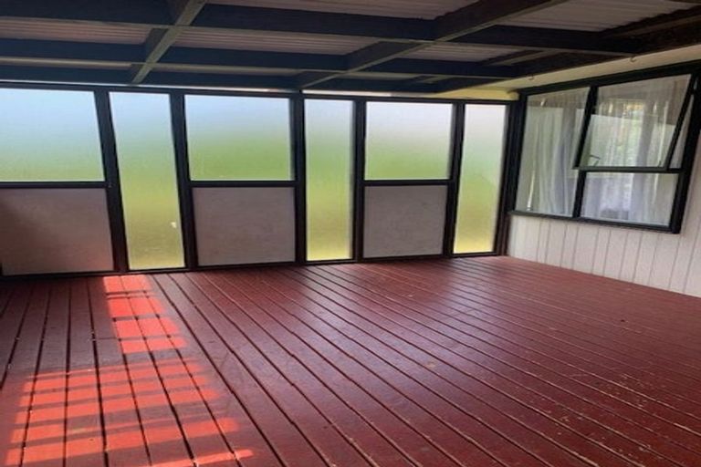 Photo of property in 20 Sullivan Avenue, Mangere Bridge, Auckland, 2022