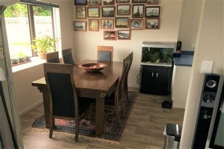 Photo of property in 29 Seagull Place, Whitby, Porirua, 5024