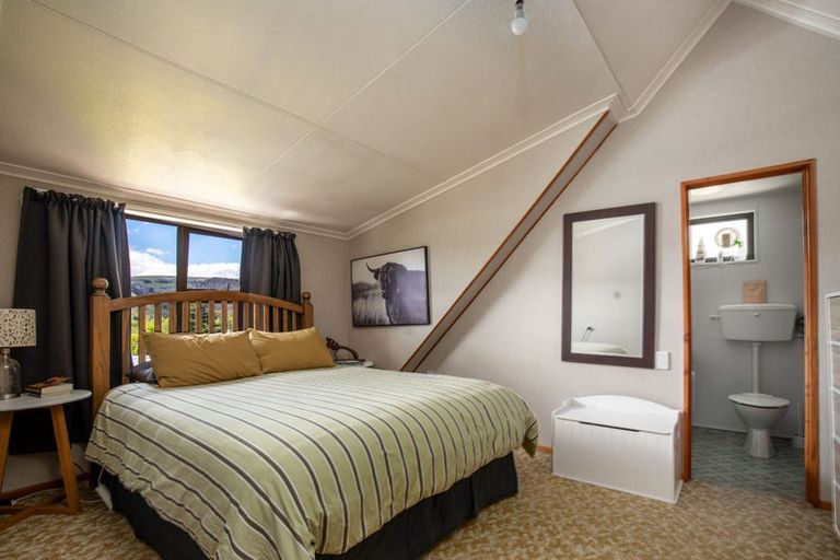 Photo of property in 45 Branxholm Street, Roxburgh, 9500