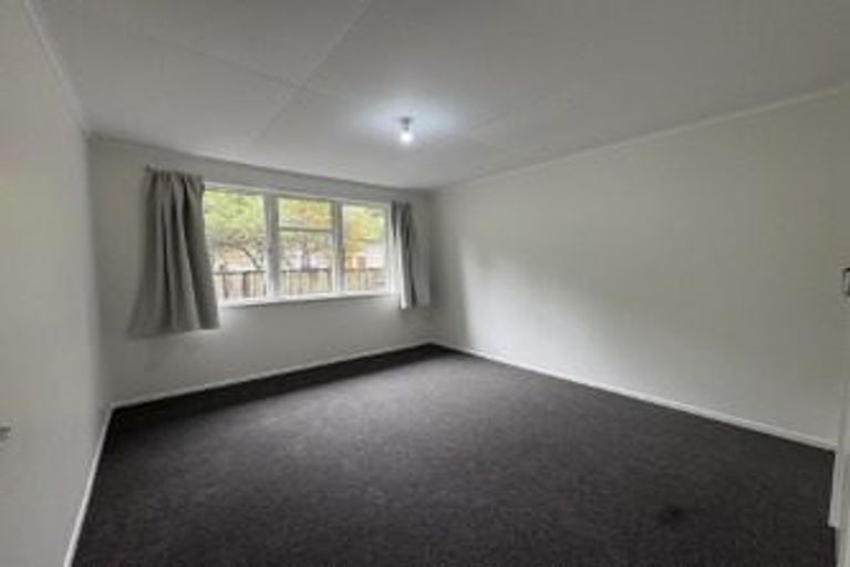 Photo of property in 30a Benge Crescent, Clouston Park, Upper Hutt, 5018
