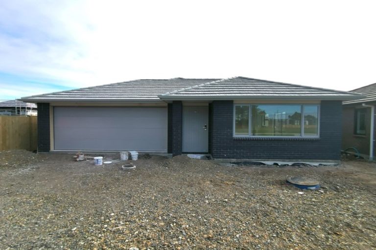 Photo of property in 9 Moemoea Avenue, Kumeu, 0810