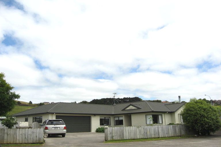 Photo of property in 9 Valleyside Way, Pukekohe, 2120