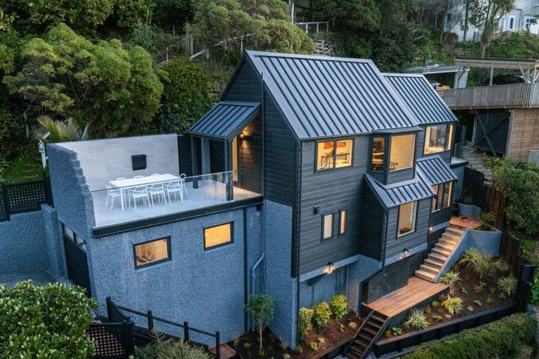 Photo of property in 28 Hay Street, Oriental Bay, Wellington, 6011