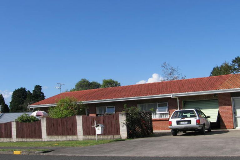Photo of property in 1/22 Tane Street, New Lynn, Auckland, 0600