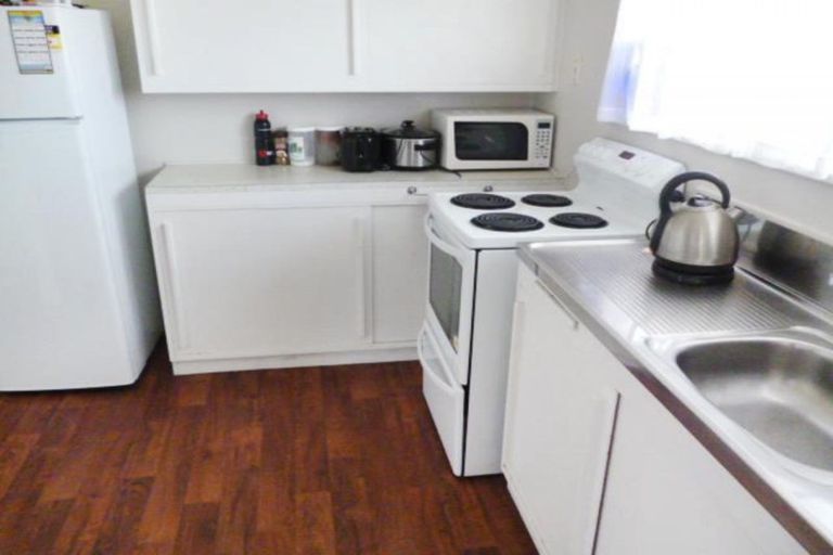 Photo of property in 1/8 Grantham Road, Papatoetoe, Auckland, 2025