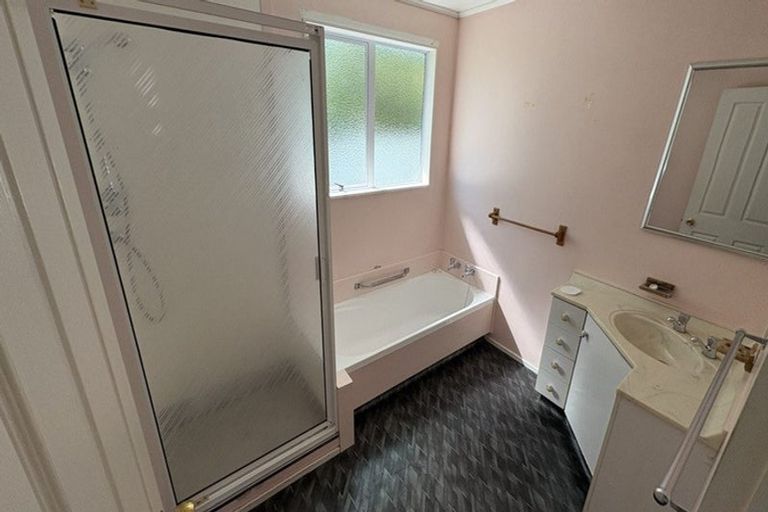 Photo of property in 6 Massey Place, Masterton, 5810