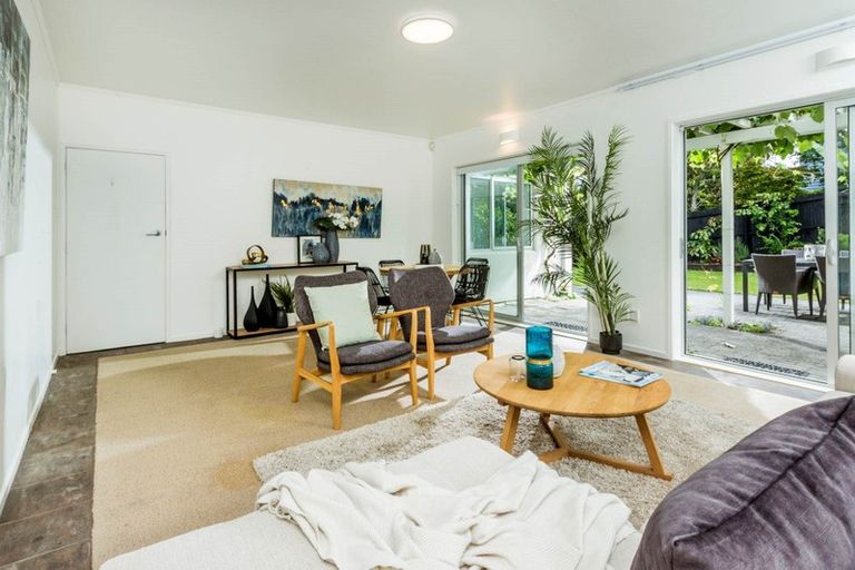 Photo of property in 5 Kilduff Place, Mairangi Bay, Auckland, 0630