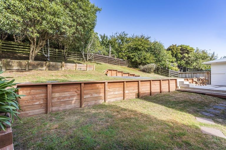 Photo of property in 25 Yarrow Place, Papakowhai, Porirua, 5024