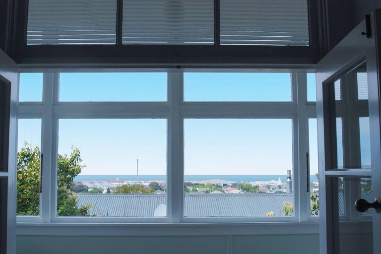 Photo of property in 6 Earn Street, Oamaru North, Oamaru, 9400