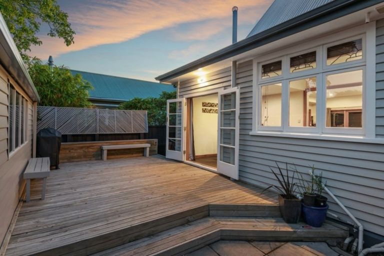 Photo of property in 1/53 Aorangi Road, Bryndwr, Christchurch, 8053