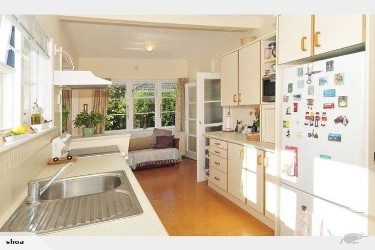 Photo of property in 73 Hall Crescent, Epuni, Lower Hutt, 5011