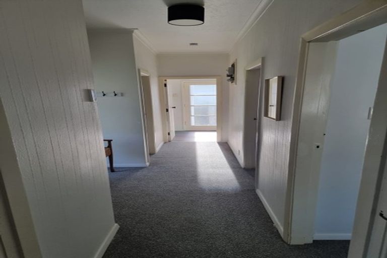 Photo of property in 5 Rumgay Street, Fairfield, Lower Hutt, 5011