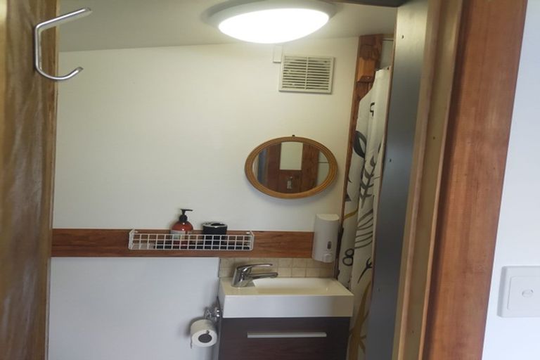 Photo of property in 26 Porterfield Street, Macandrew Bay, Dunedin, 9014