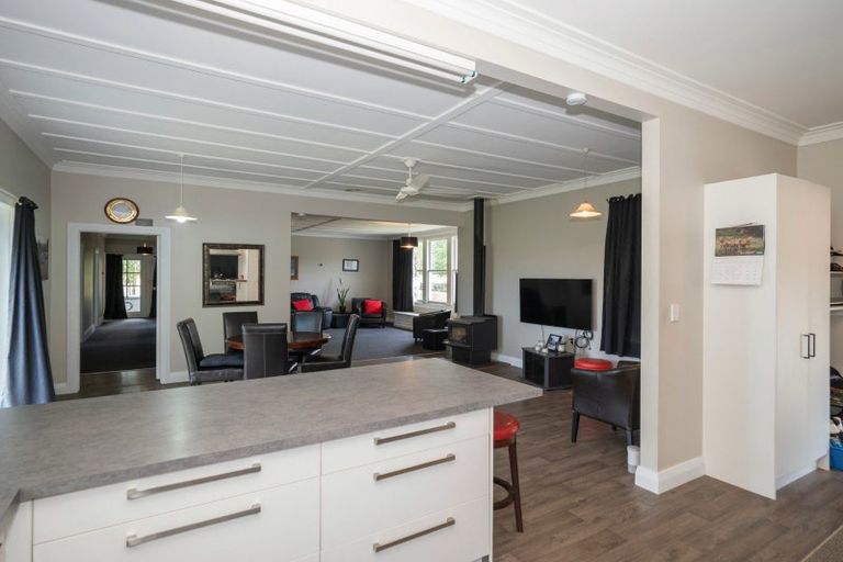 Photo of property in 2532 Lake Ferry Road, Pirinoa, Featherston, 5772