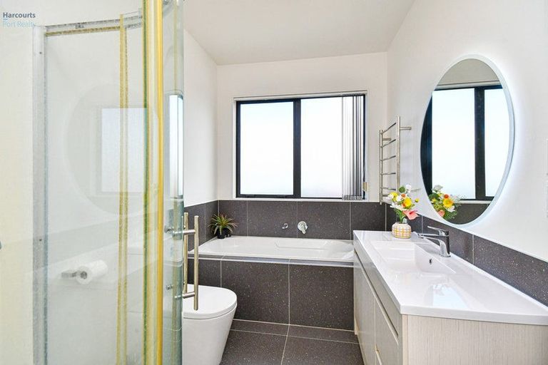 Photo of property in 64 Prado Drive, Pukekohe, 2120