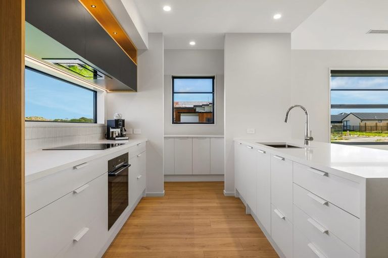 Photo of property in 51 Collier Drive, Halswell, Christchurch, 8025