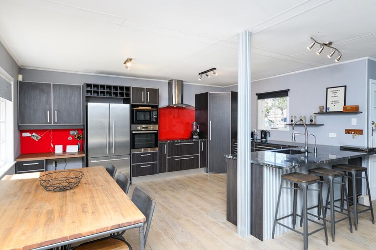 Photo of property in 12 Saturn Crescent, Milson, Palmerston North, 4414