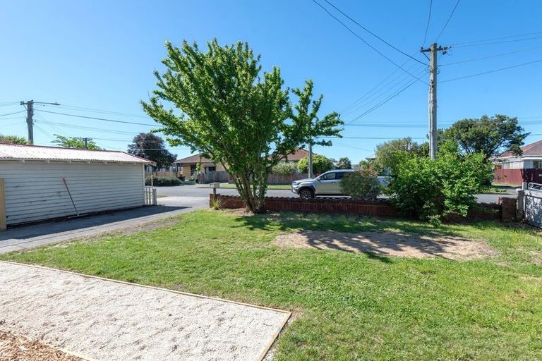 Photo of property in 18 Newcastle Street, Phillipstown, Christchurch, 8011