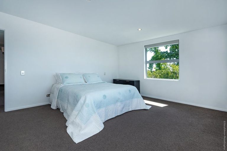 Photo of property in 18 Jennabelle Lane, Halswell, Christchurch, 8025