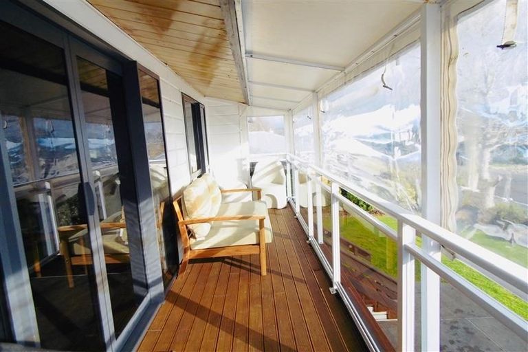 Photo of property in 3 Manu Crescent, Upper Vogeltown, New Plymouth, 4310
