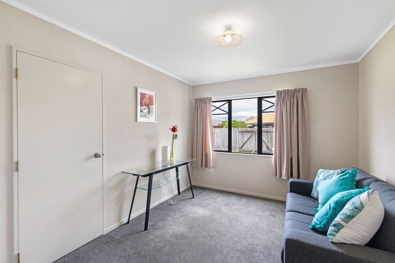 Photo of property in 37 Madison Avenue, Milson, Palmerston North, 4414